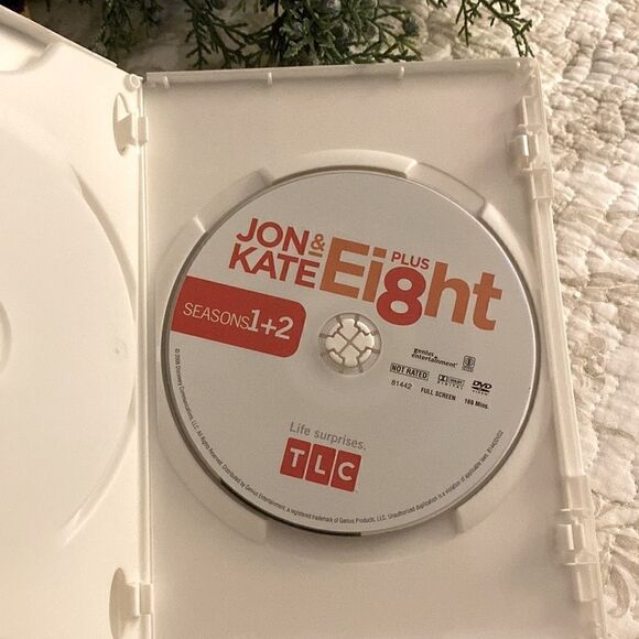 Jon & Kate Plus 8 Seasons 1&2 - Picture 4 of 4